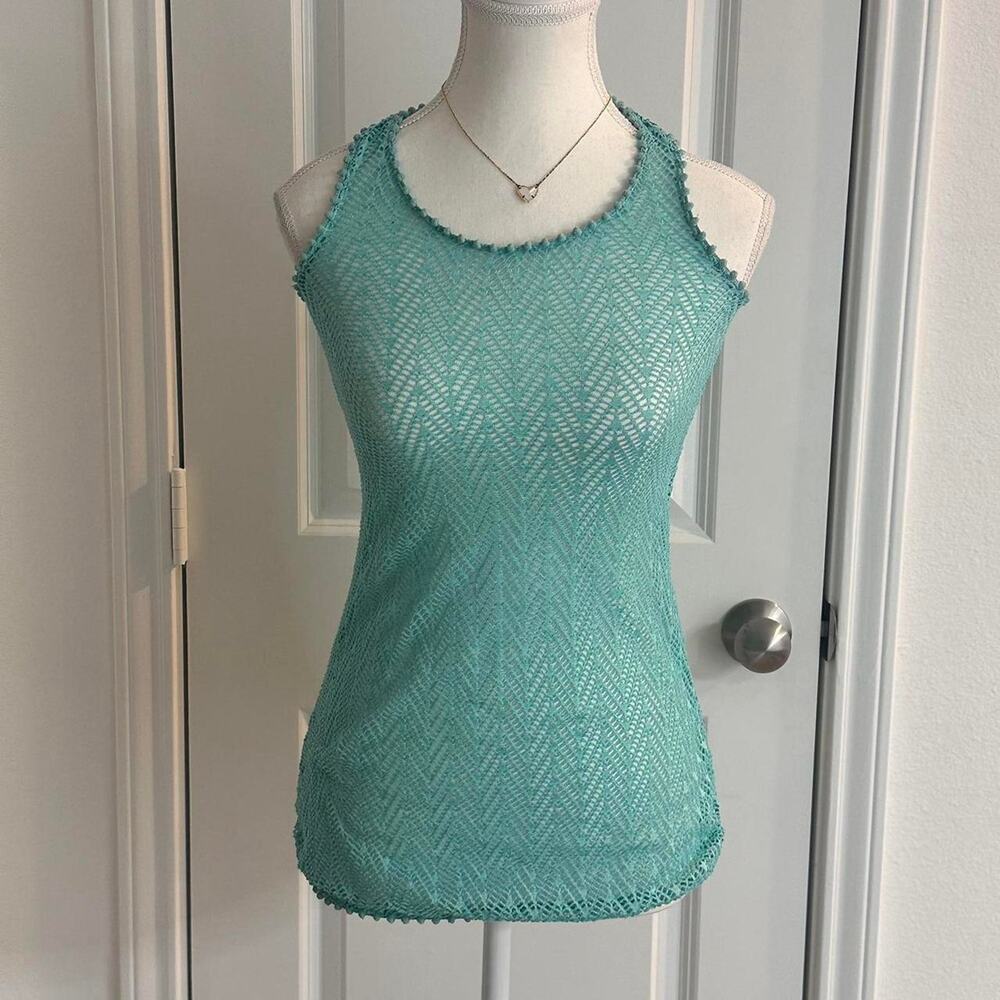 Circo Size Medium Vintage Y2K Beachy Knitted Tank